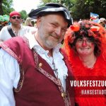 Die Vorbereitungen für den Volksfestzug am 23. Juni 2024 laufen. Mach mit! Infos auf der Facebookseite vom Volksfestzug Lübeck oder auf der Webseite vom Lübecker Volksfestkomitee.